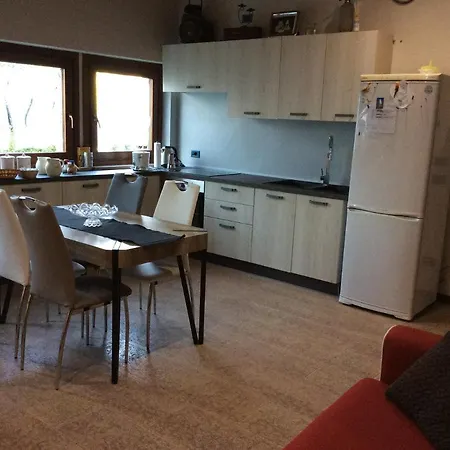 Feriehus Villetta Del Lago With Private Pool *
