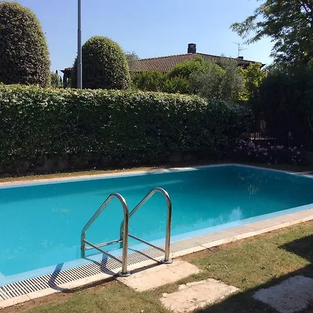 Dom wakacyjny Villetta Del Lago With Private Pool Soiano Del Lago