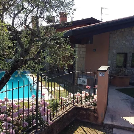 Villetta Del Lago With Private Pool * Soiano Del Lago